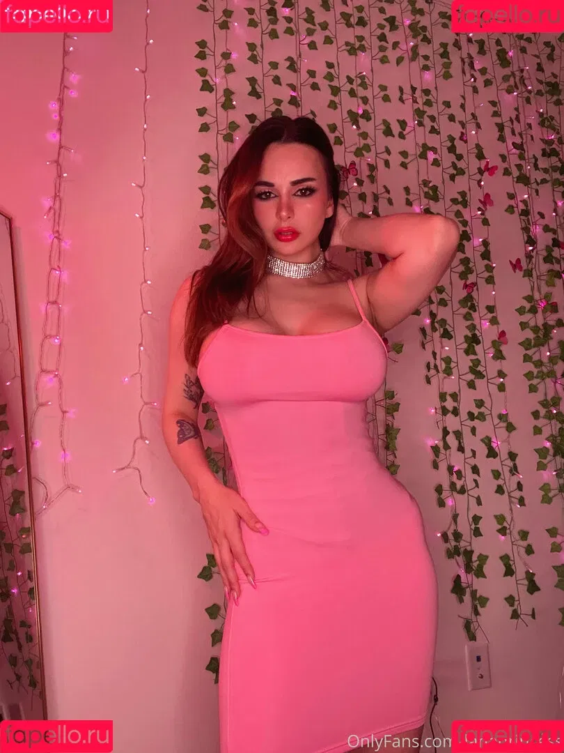 avianaviolet Onlyfans Photo Gallery 