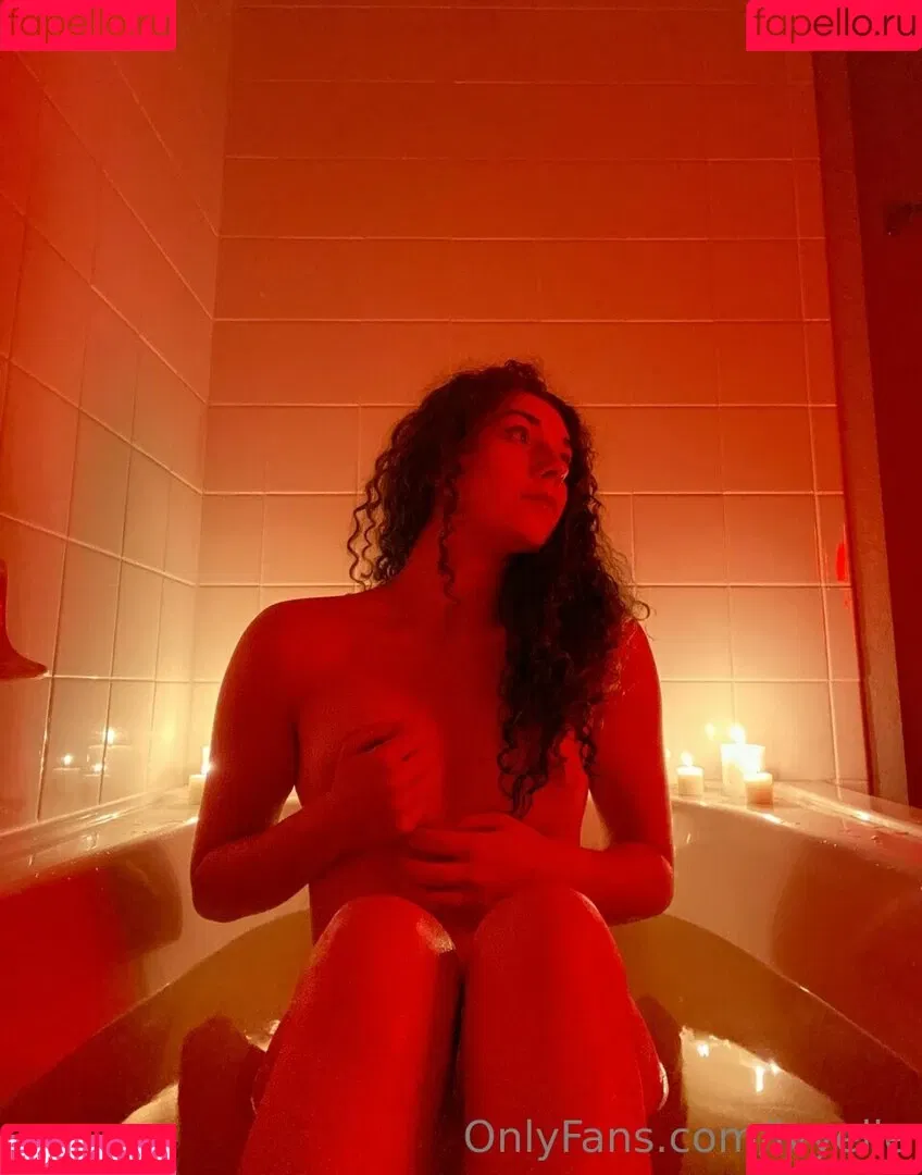 ivyelle Onlyfans Photo Gallery 