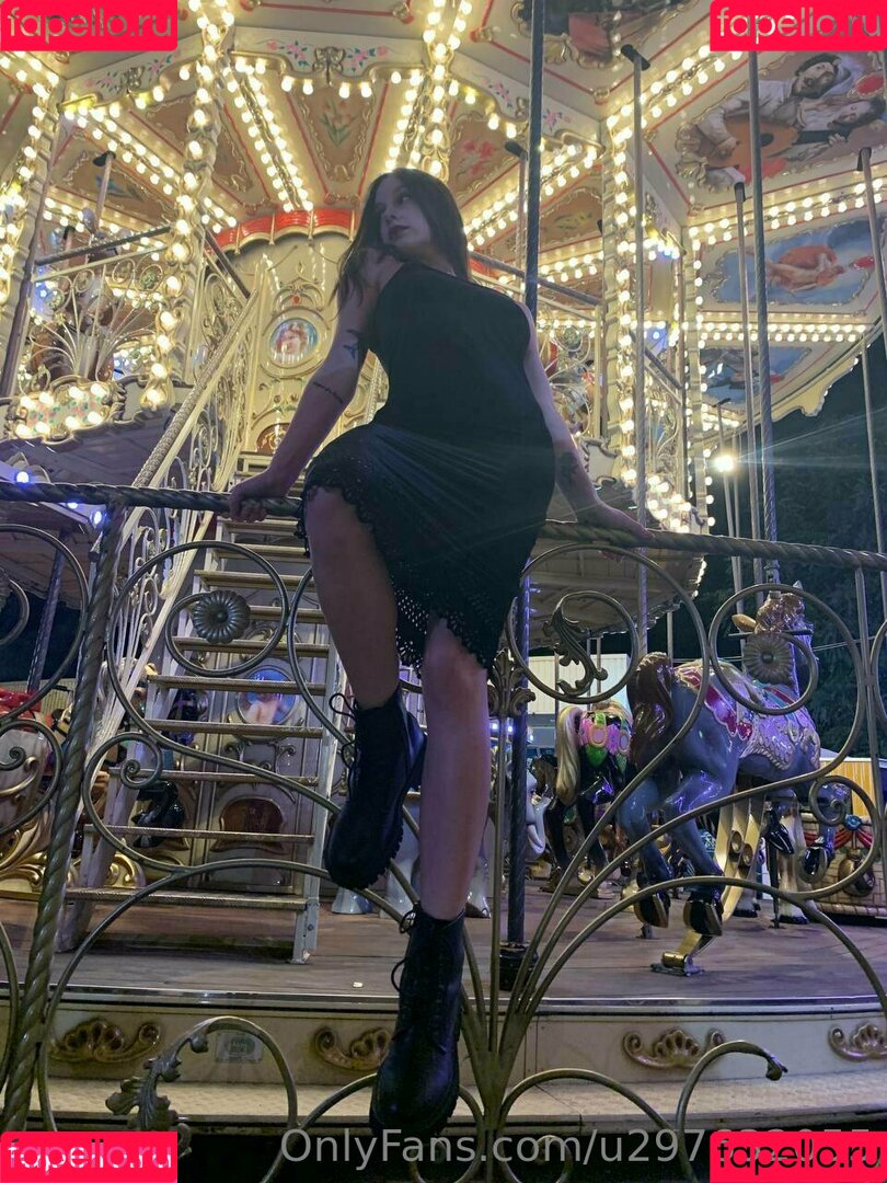 lovelylollyhehe Onlyfans Photo Gallery 