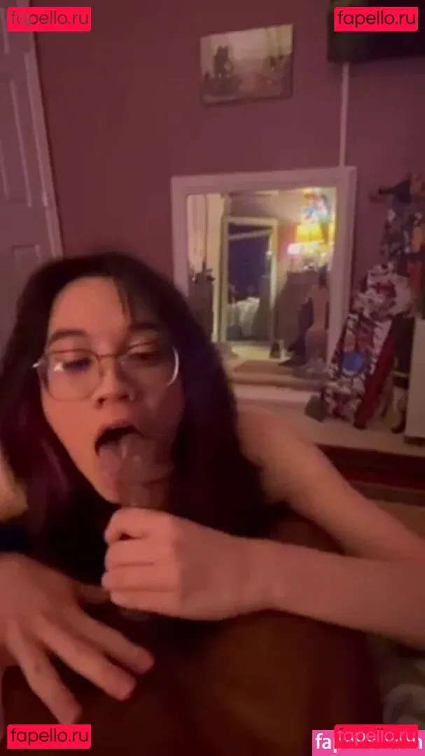 xcharlierae Onlyfans Photo Gallery 