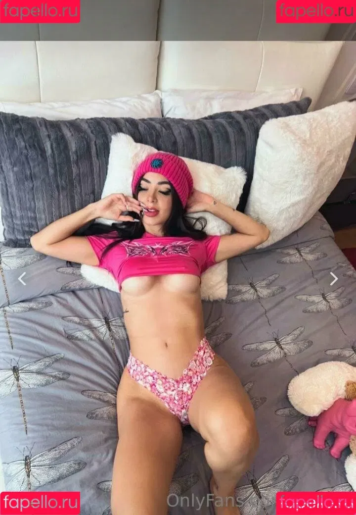 Caeli Onlyfans Photo Gallery 