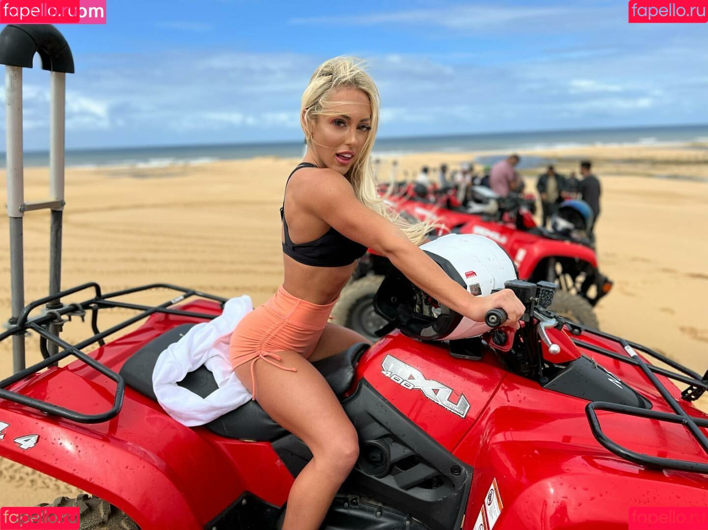 Fit Kitty Onlyfans Photo Gallery 