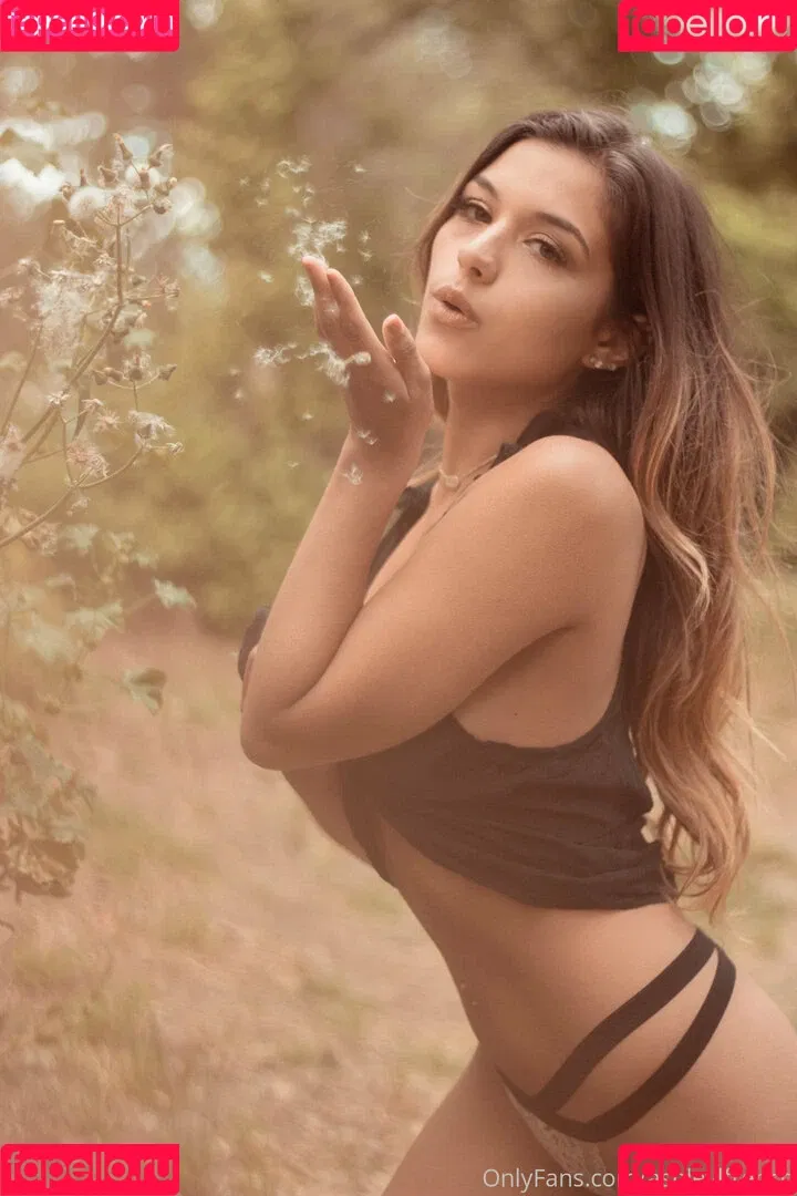 ashleylfrench Onlyfans Photo Gallery 
