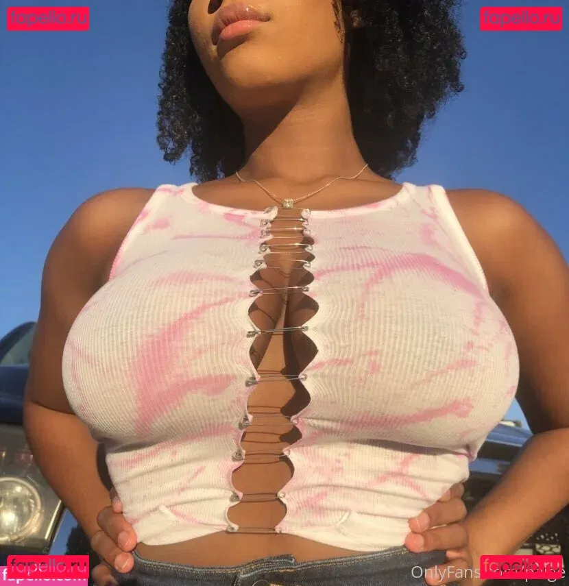 pokebella Onlyfans Photo Gallery 