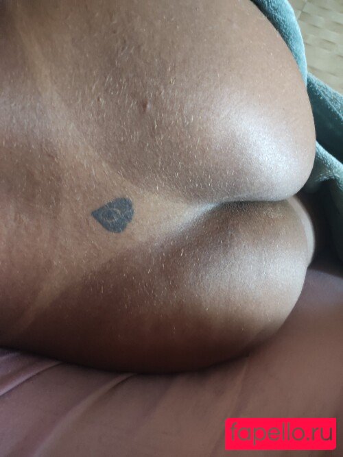 KsalGynMenage Nude Onlyfans Photo 16