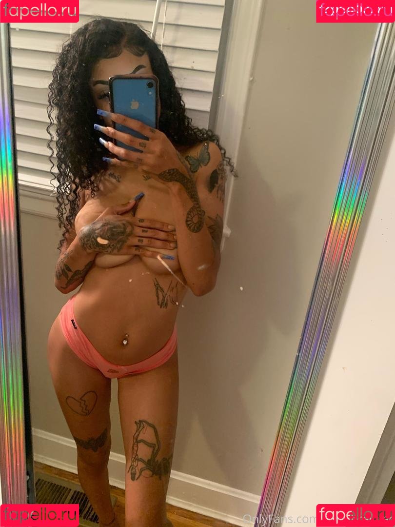 babyprincesskai Onlyfans Photo Gallery 