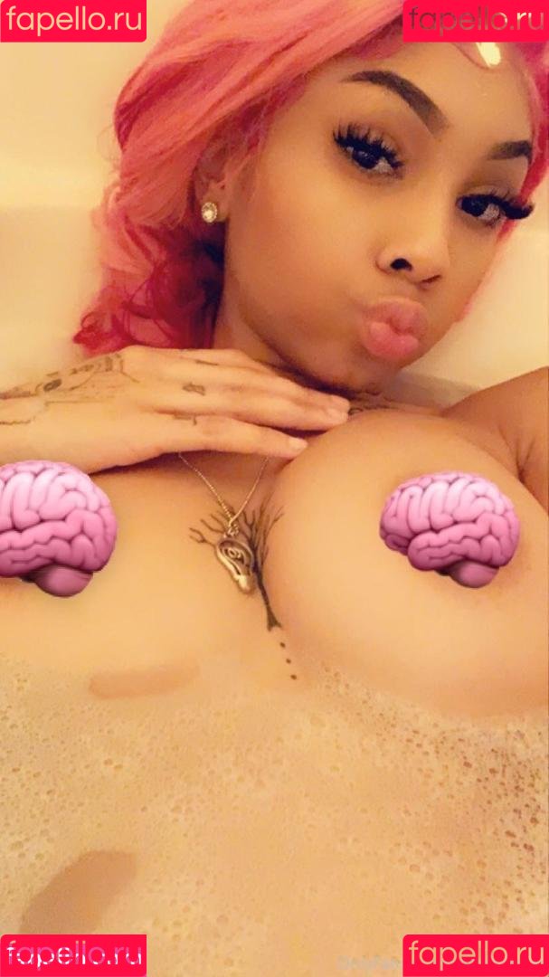 babyprincesskai Onlyfans Photo Gallery 