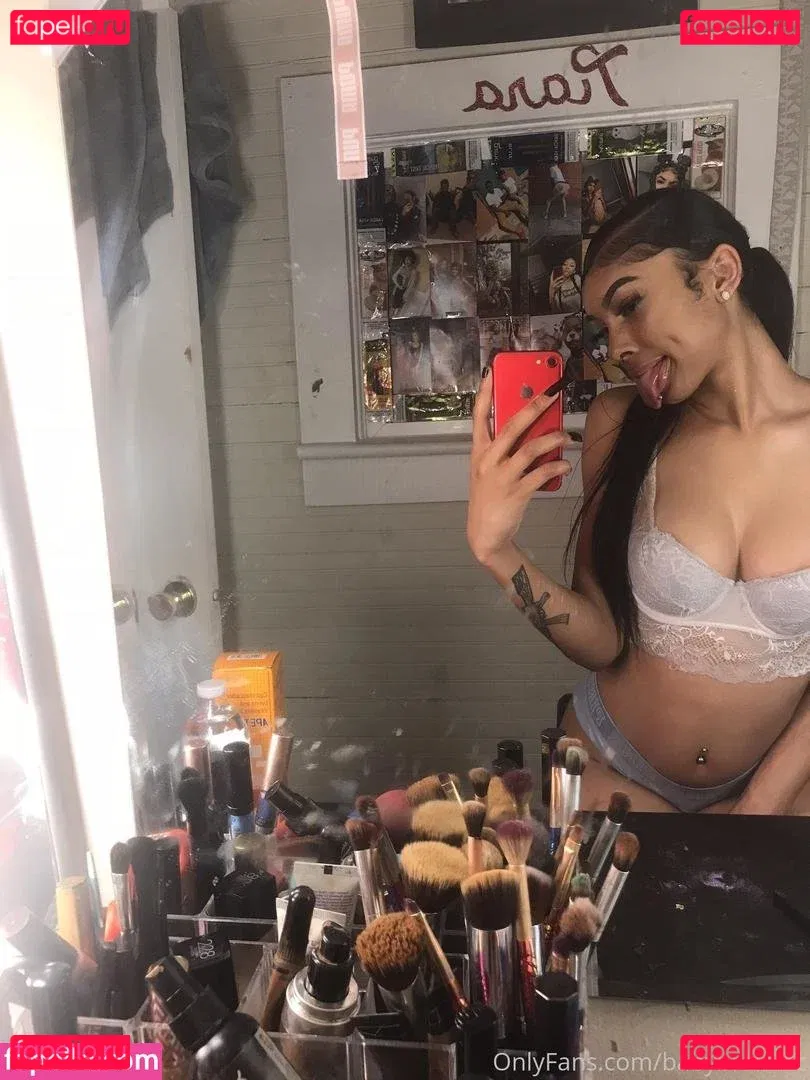 babyprincesskai Onlyfans Photo Gallery 