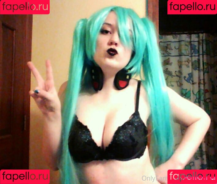 temptyva Onlyfans Photo Gallery 