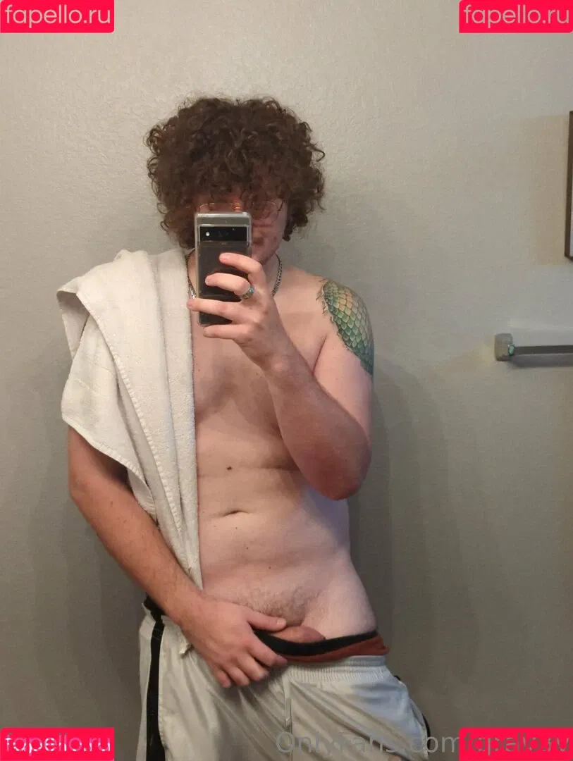 grav3y Onlyfans Photo Gallery 