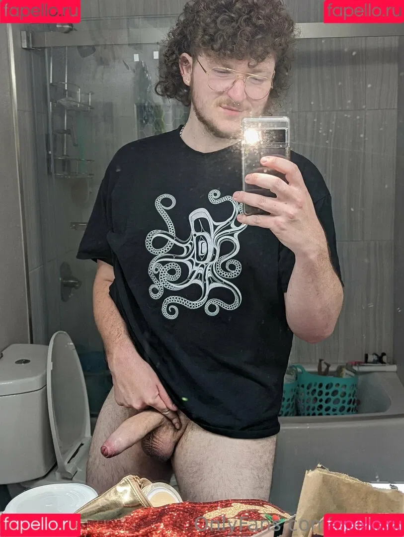 grav3y Onlyfans Photo Gallery 