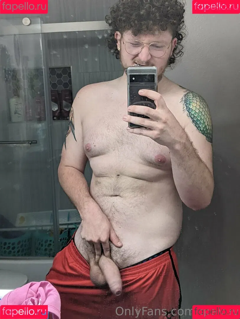 grav3y Onlyfans Photo Gallery 