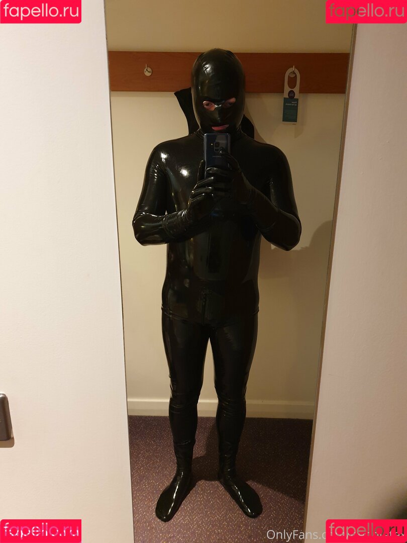 neonlatex Onlyfans Photo Gallery 