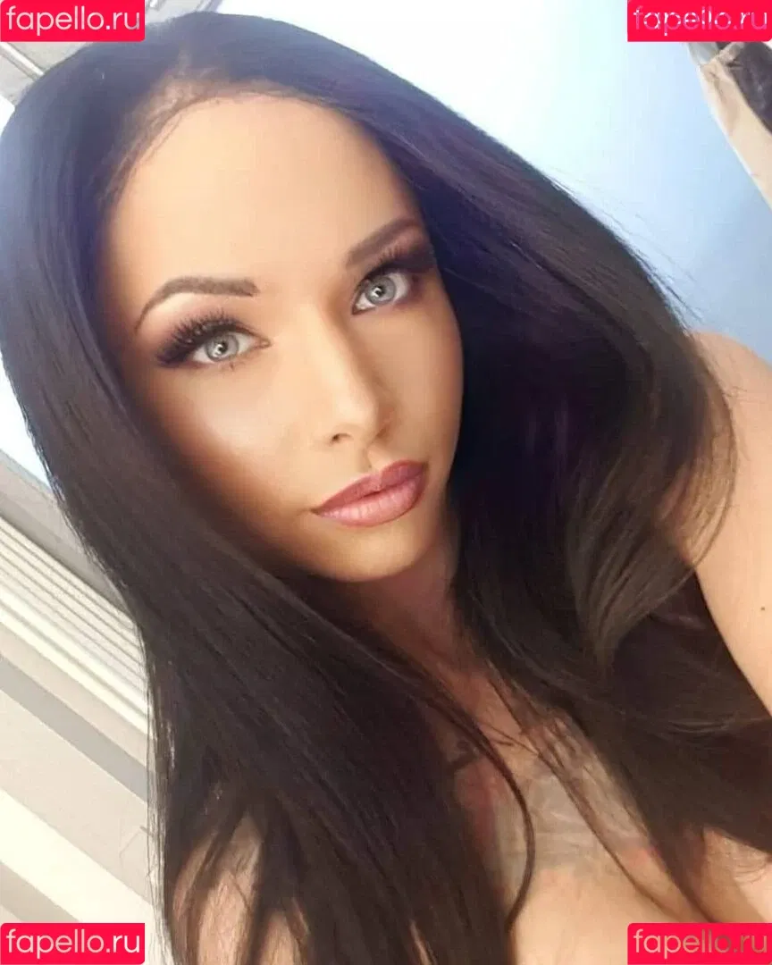 Tyra Kadney Onlyfans Photo Gallery 