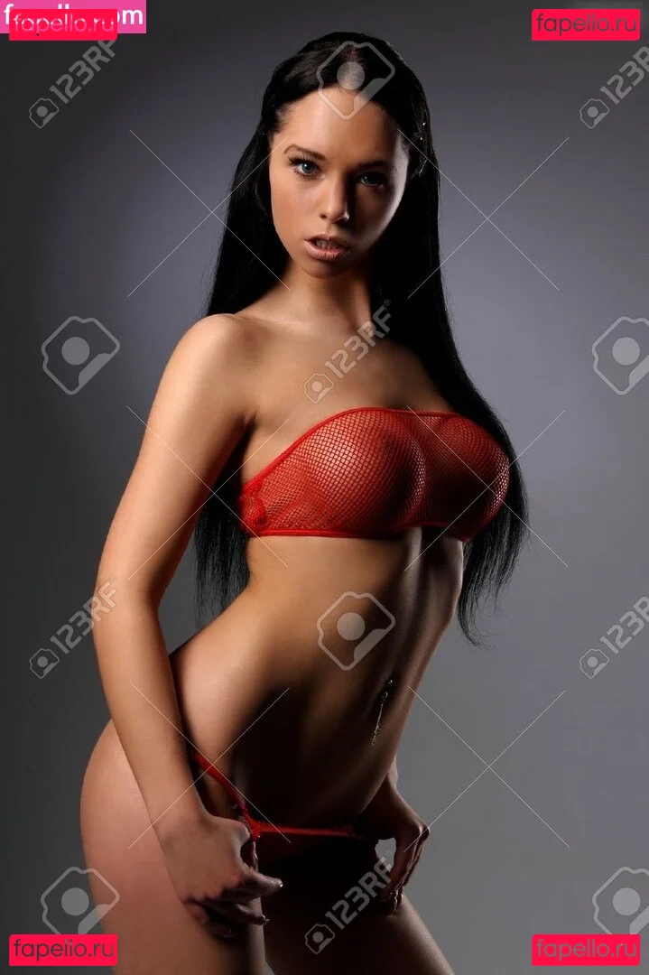 Tyra Kadney Onlyfans Photo Gallery 