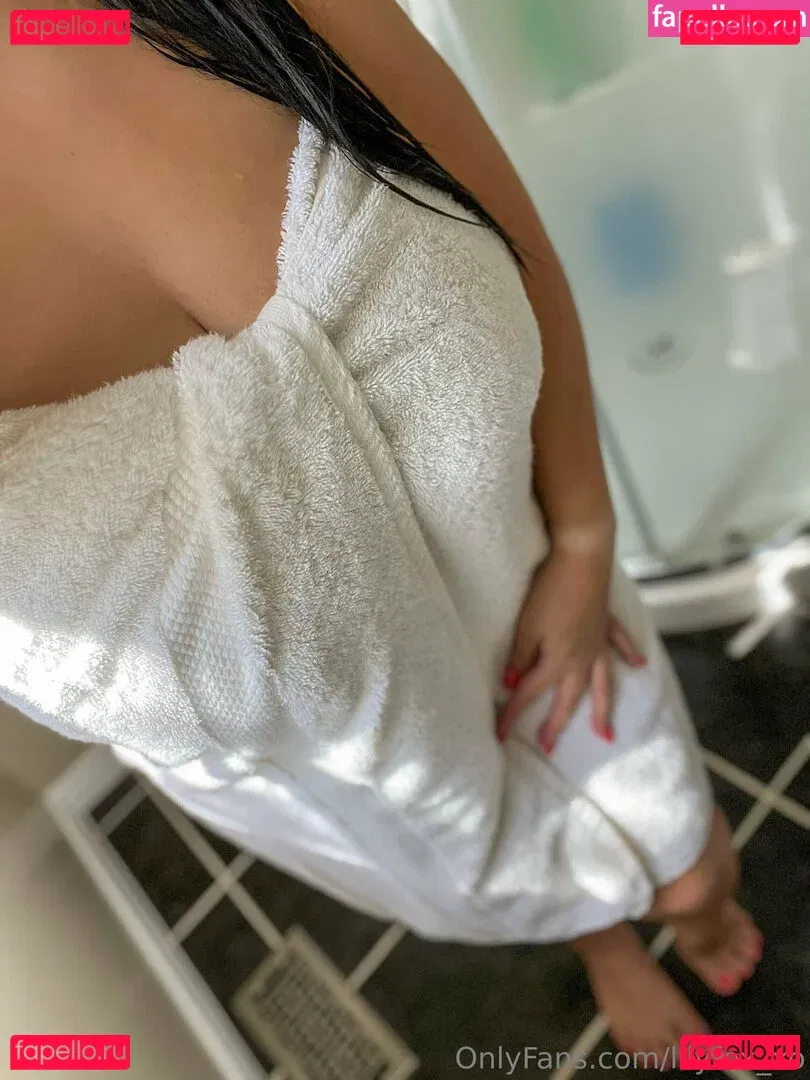 lilyfox_xo Onlyfans Photo Gallery 