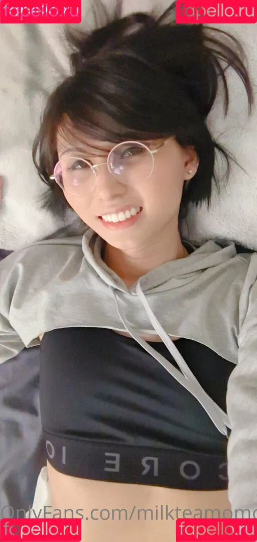 milkteamomoko Onlyfans Photo Gallery 