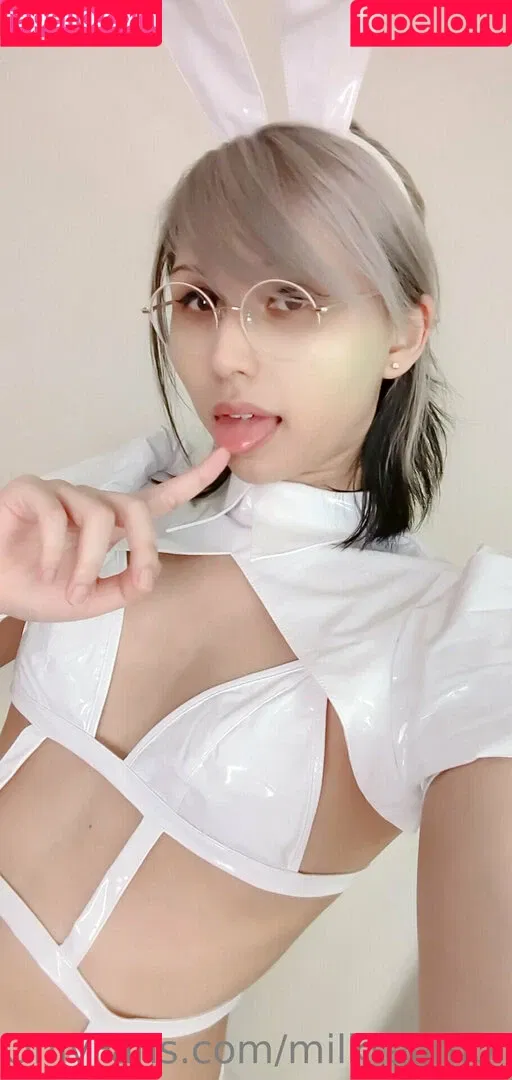 milkteamomoko Onlyfans Photo Gallery 