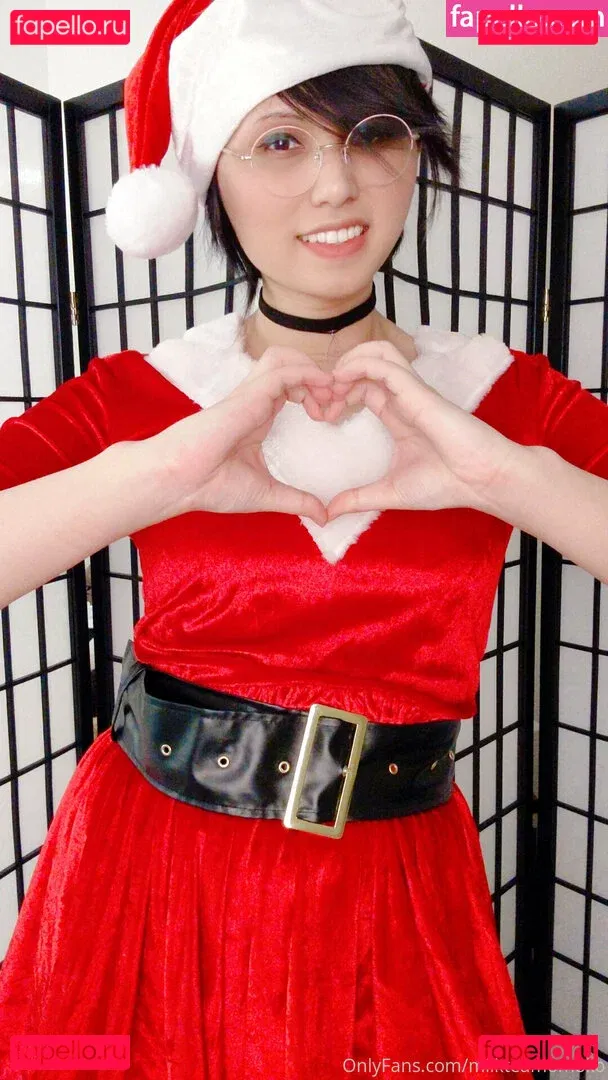 milkteamomoko Onlyfans Photo Gallery 