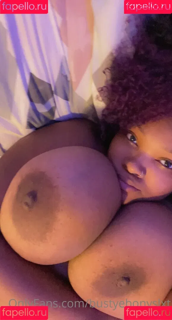 bustyebonyslxt Onlyfans Photo Gallery 