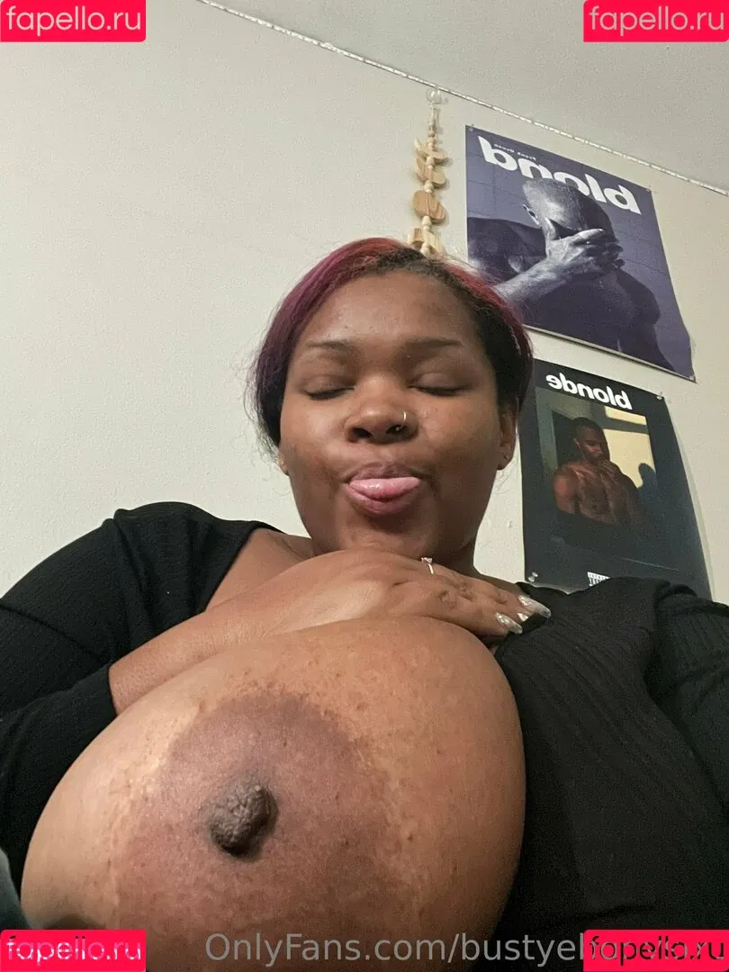 bustyebonyslxt Onlyfans Photo Gallery 