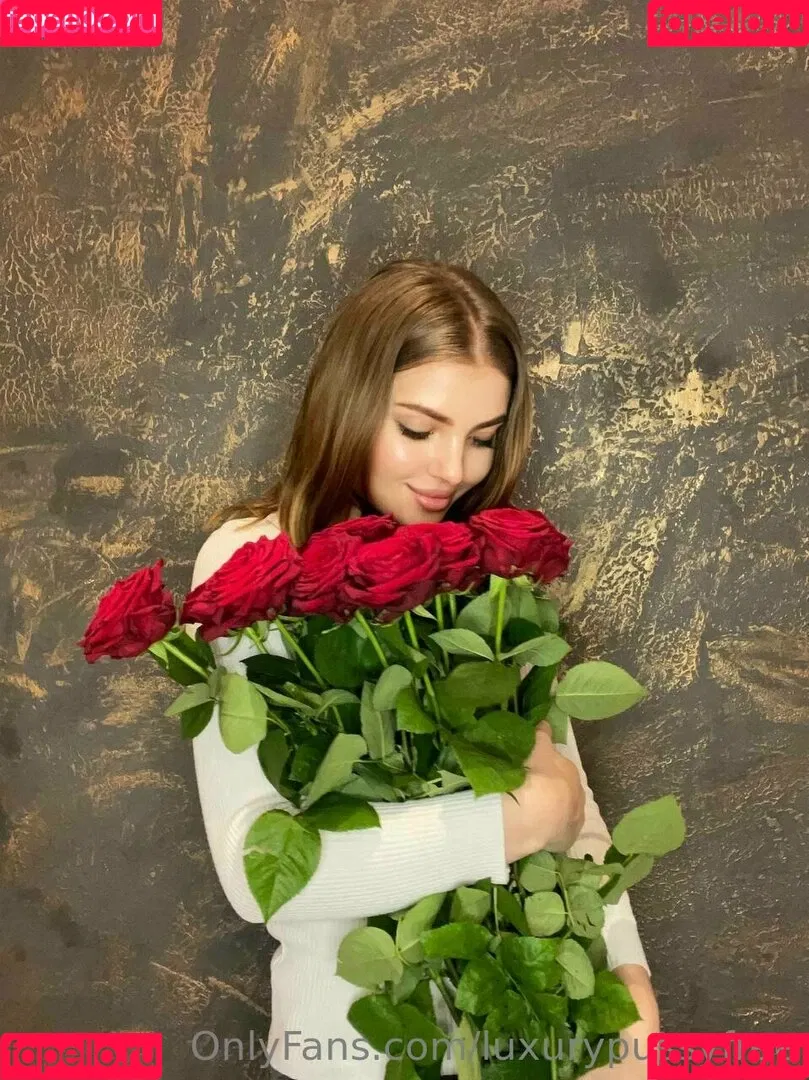 luxurypussyfree Onlyfans Photo Gallery 