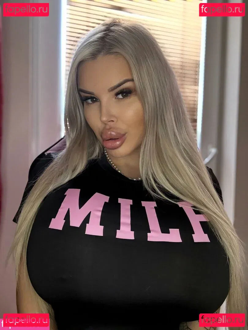 Barbiekristina Onlyfans Photo Gallery 