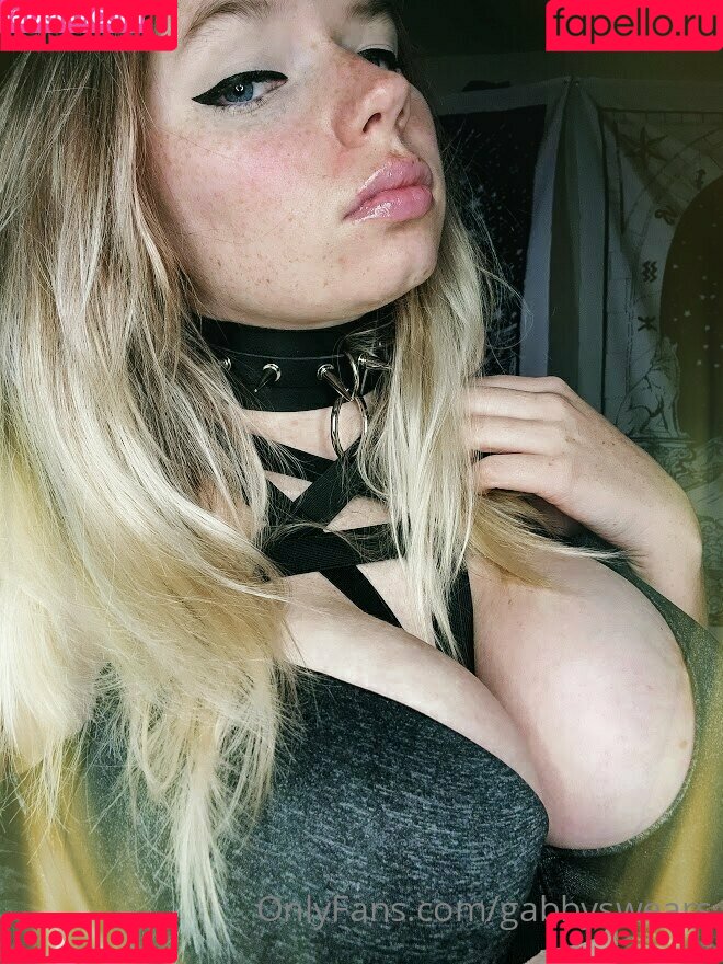 GabbySwears Onlyfans Photo Gallery 