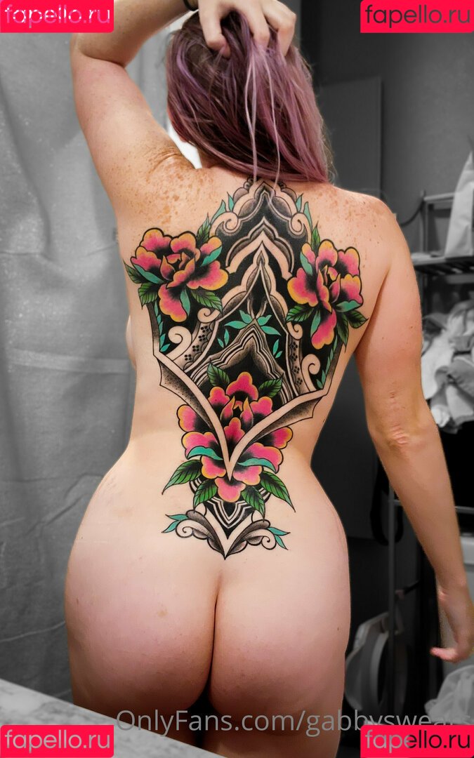 GabbySwears Onlyfans Photo Gallery 