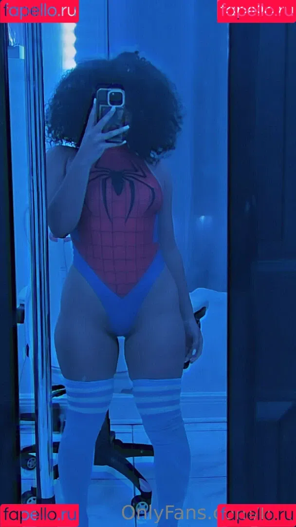 fif_i Onlyfans Photo Gallery 