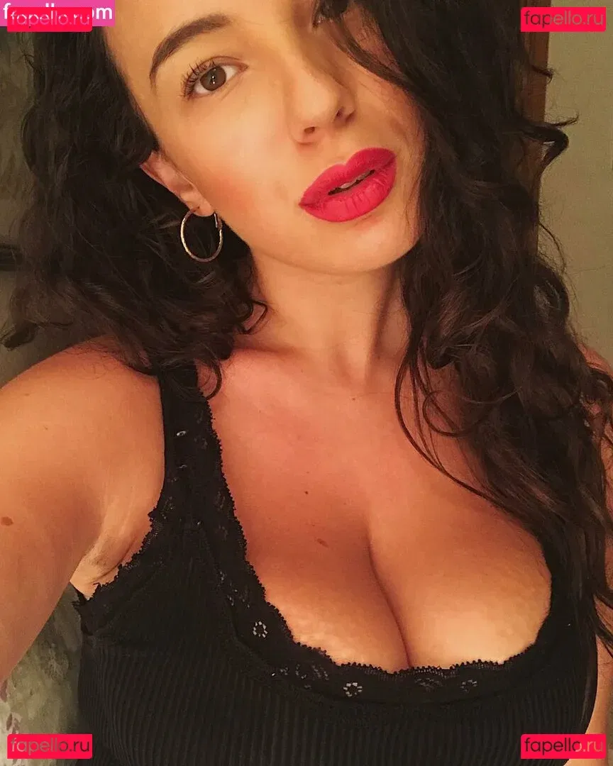 Gianclaudia Di Giacomo Onlyfans Photo Gallery 