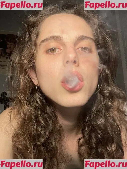 Helmet Girl Onlyfans Photo Gallery 