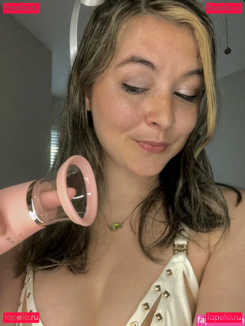 Zhaddie Grey Onlyfans Photo Gallery 