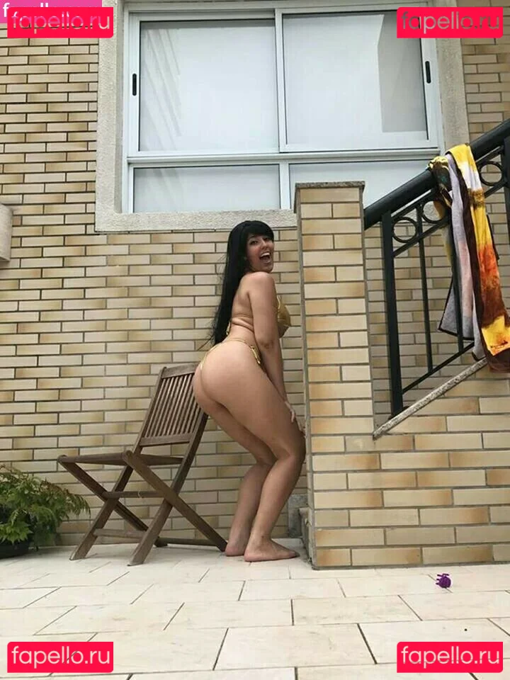 dgafbella Onlyfans Photo Gallery 