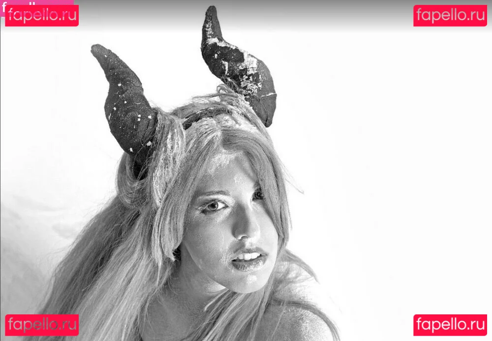 dgafbella Onlyfans Photo Gallery 