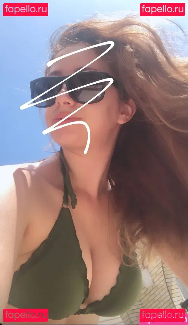 dgafbella Onlyfans Photo Gallery 