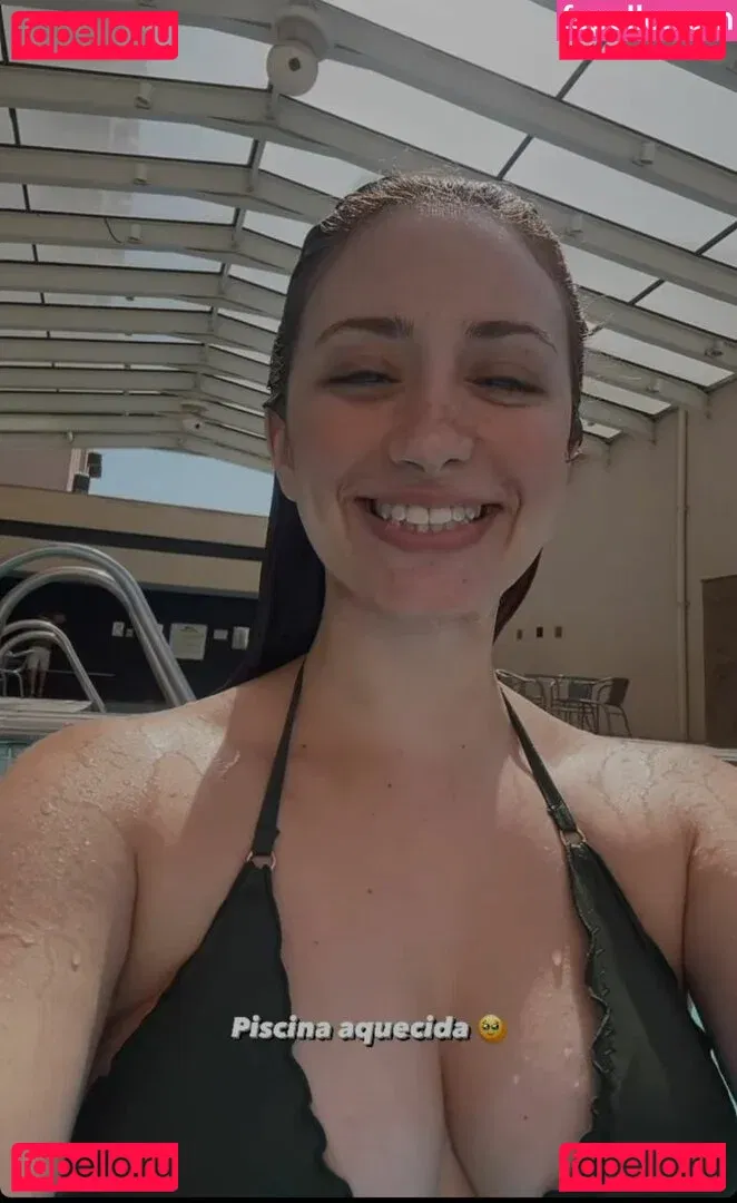 dgafbella Onlyfans Photo Gallery 