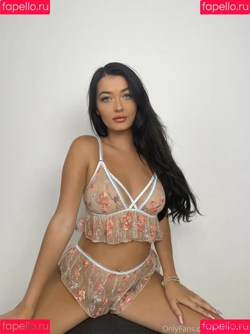 lorinajane Onlyfans Photo Gallery 