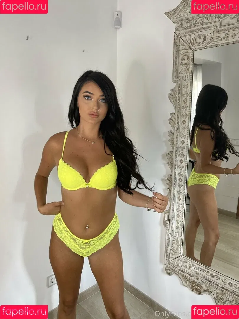 lorinajane Onlyfans Photo Gallery 
