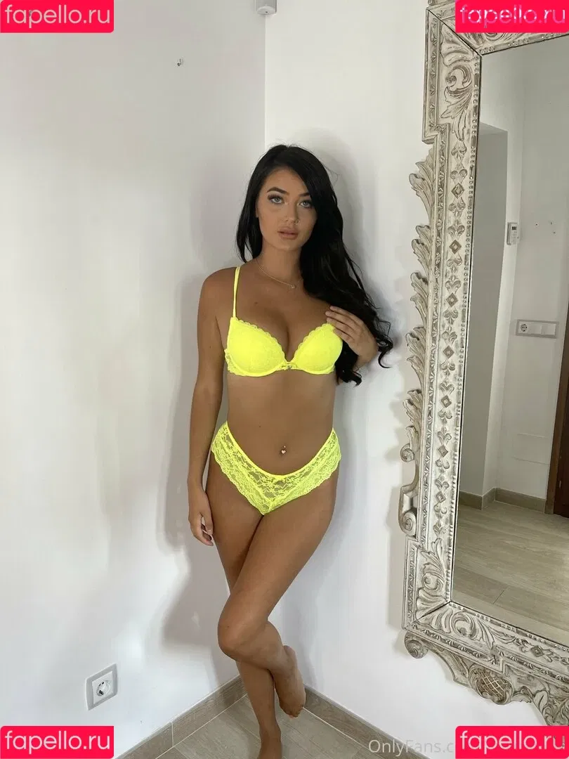 lorinajane Onlyfans Photo Gallery 