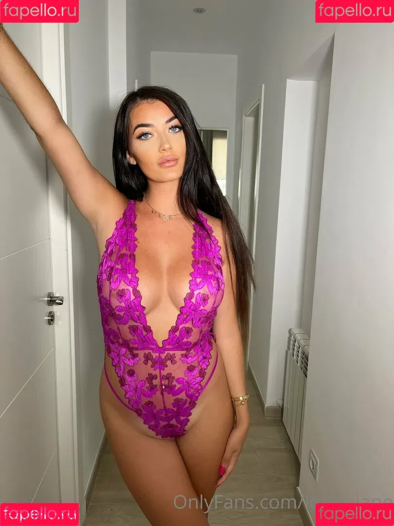 lorinajane Onlyfans Photo Gallery 