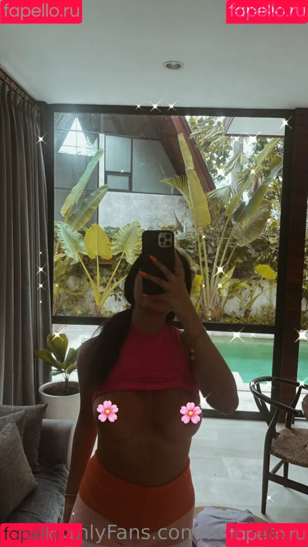 lorinajane Onlyfans Photo Gallery 