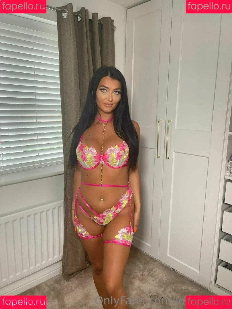 lorinajane Onlyfans Photo Gallery 