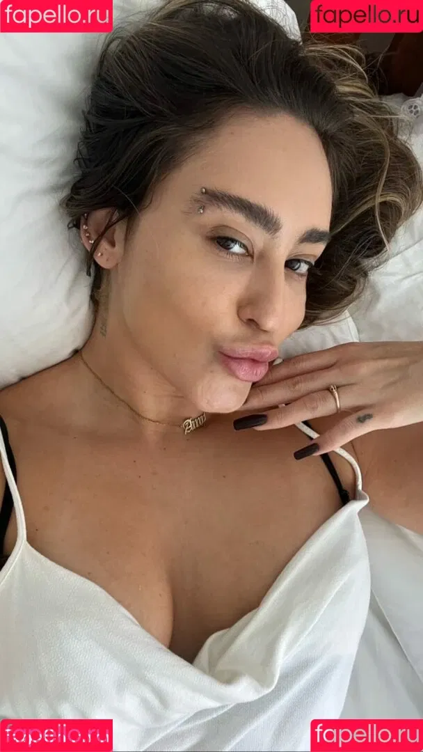 Amy Reis Onlyfans Photo Gallery 