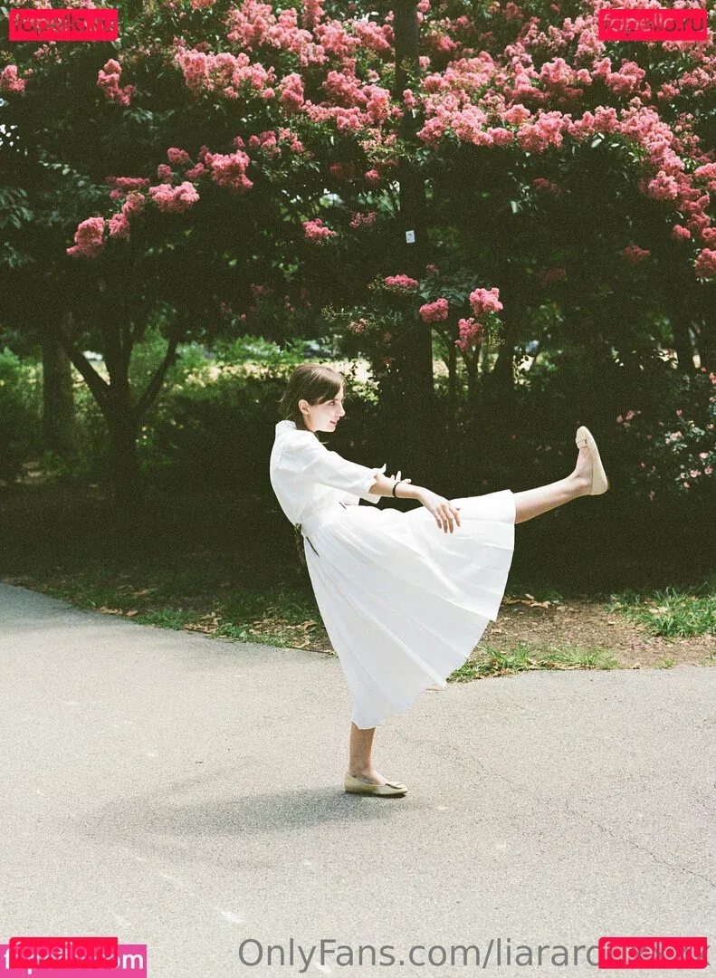 liararouxxxx Onlyfans Photo Gallery 