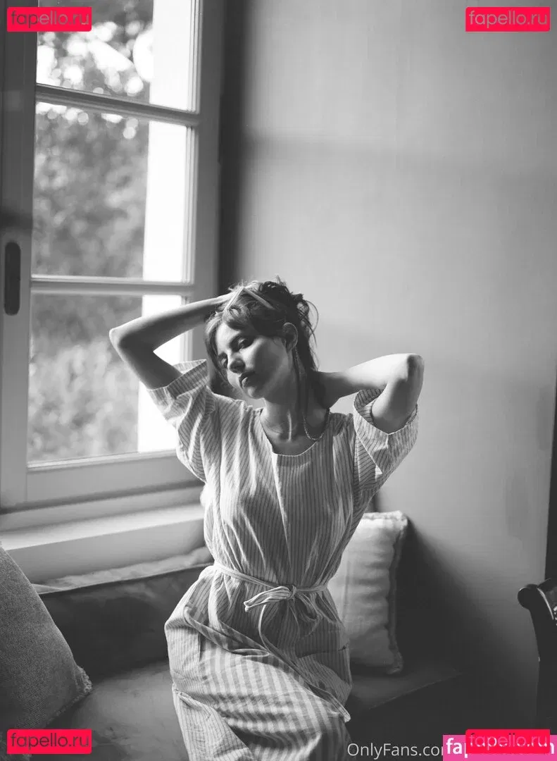 liararouxxxx Onlyfans Photo Gallery 