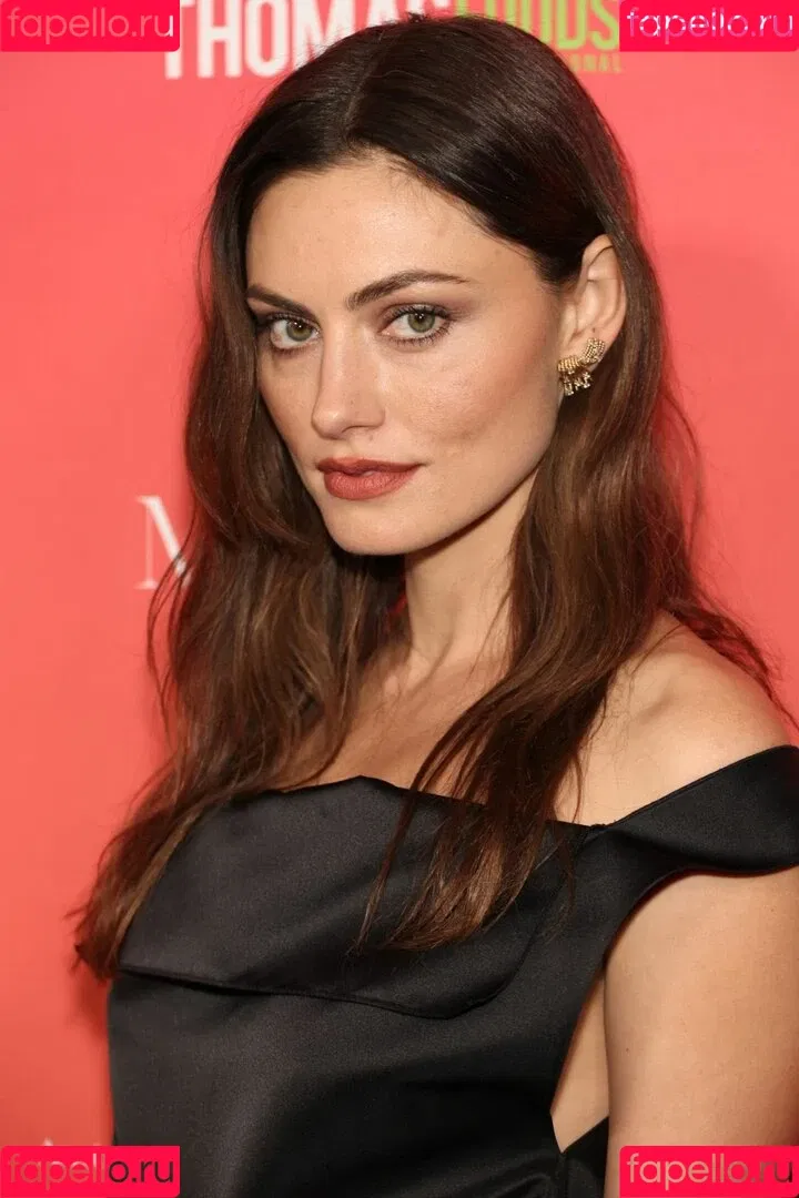 Phoebe Tonkin Onlyfans Photo Gallery 