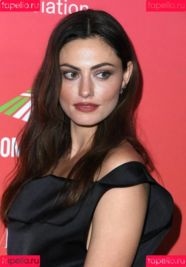 Phoebe Tonkin Onlyfans Photo Gallery 