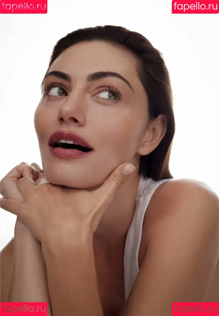 Phoebe Tonkin Onlyfans Photo Gallery 