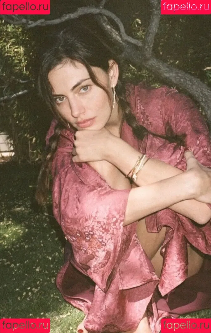 Phoebe Tonkin Onlyfans Photo Gallery 